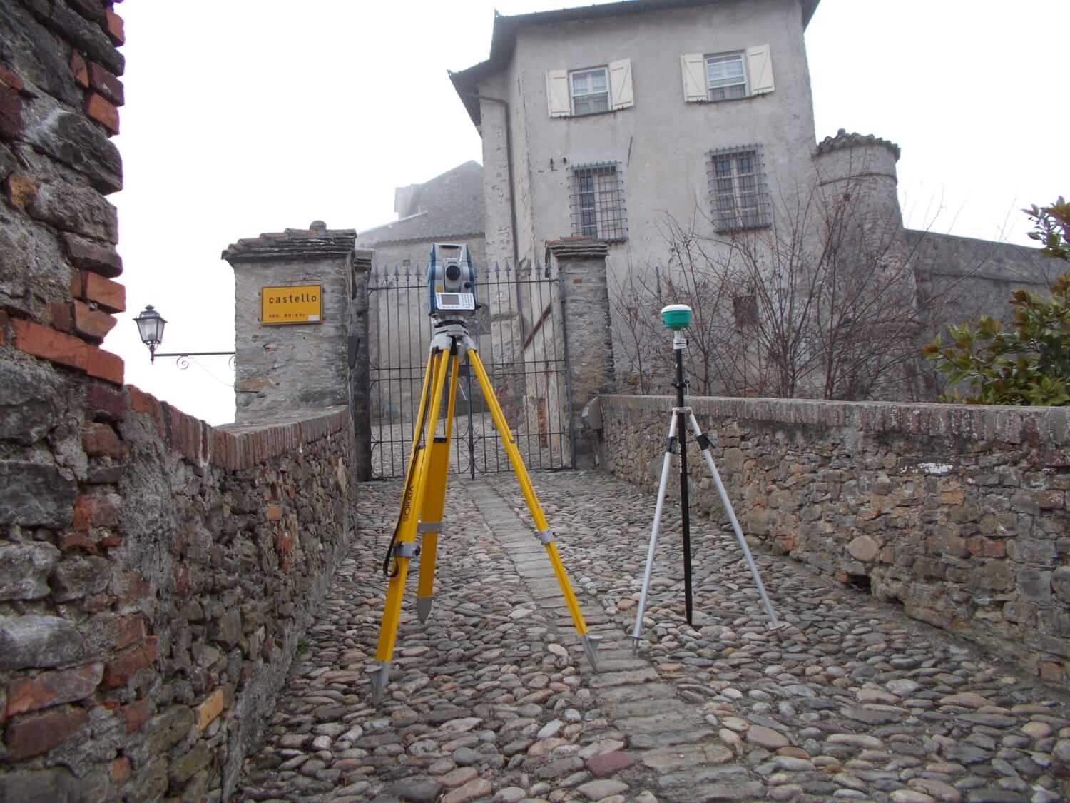 Studio tecnico Niella Tanaro - Rilievo topografico con droni gps
