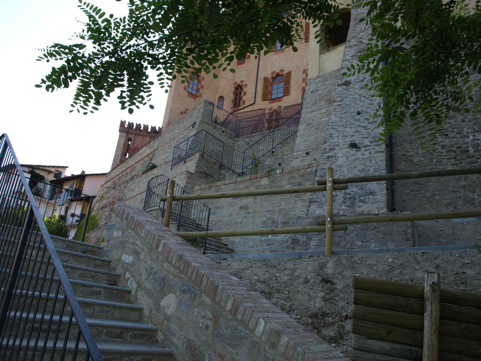 Castello di Barolo – Opere di consolidamento scalinata – Studio tecnico POD 8 Castello-di-Barolo-Opere-di-consolidamento-scalinata-Studio-tecnico-POD